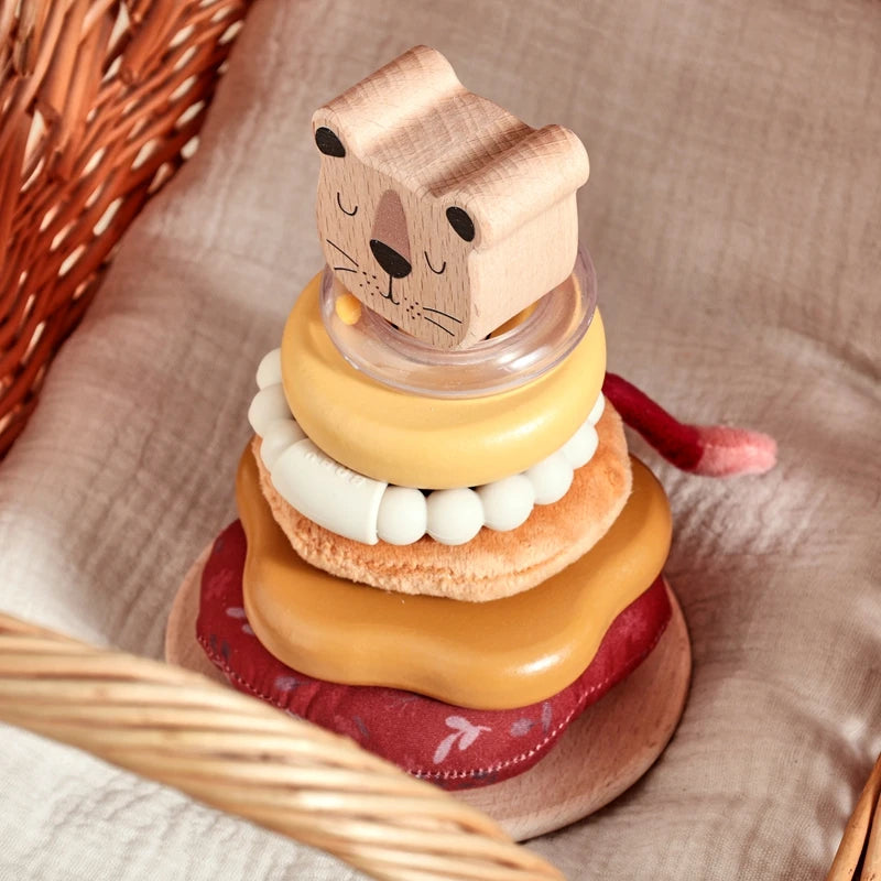 Little Lion Stacker.
